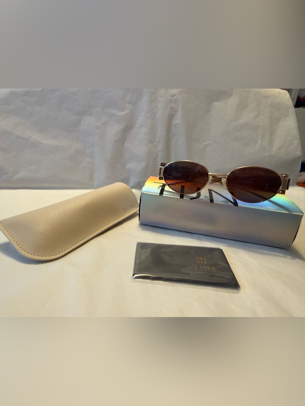 Ladies’ Oval Brown Lens Sunglasses with Tan Case
